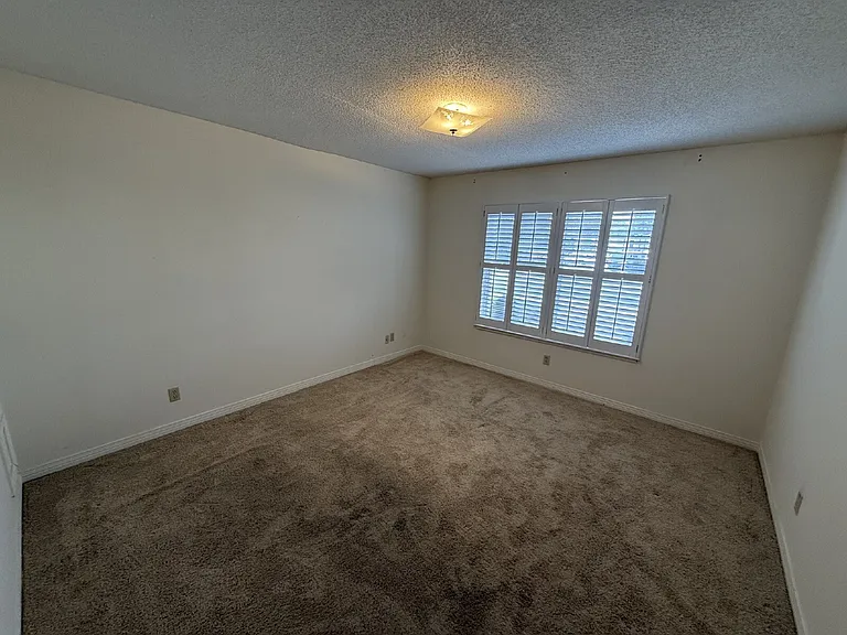 4009 Old Shell Rd #C17 — Photo 8