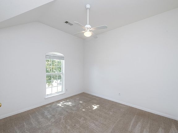 5th image of 2318 Balleybrooke Dr