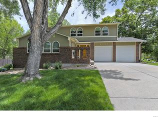 6562 Owens Ct, Arvada, CO 80004