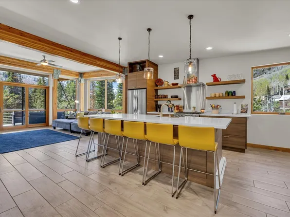 11436 E Big Cottonwood Canyon Rd, Salt Lake City, UT 84121