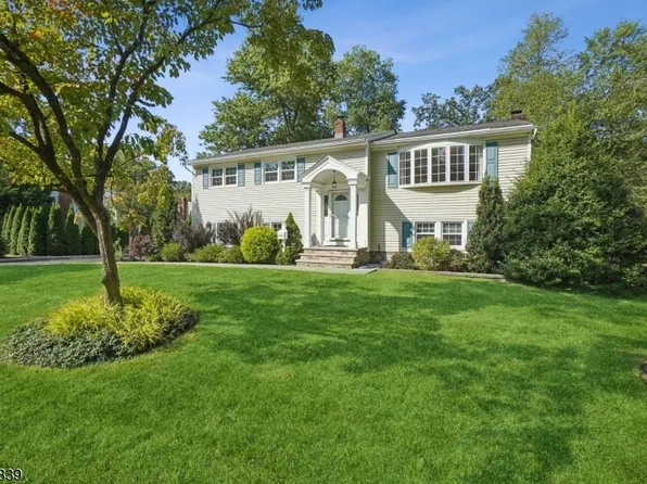 189 Lawrence Dr, Berkeley Heights Twp., NJ 07922