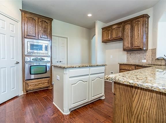 5th image of 3615 Carlton Ct