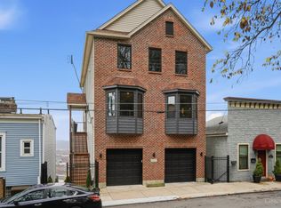 1825 Walker St, Cincinnati, OH 45202