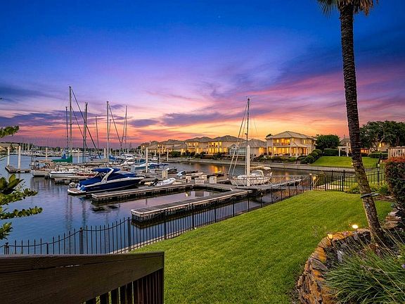 5th image of 411 Harborside Way
