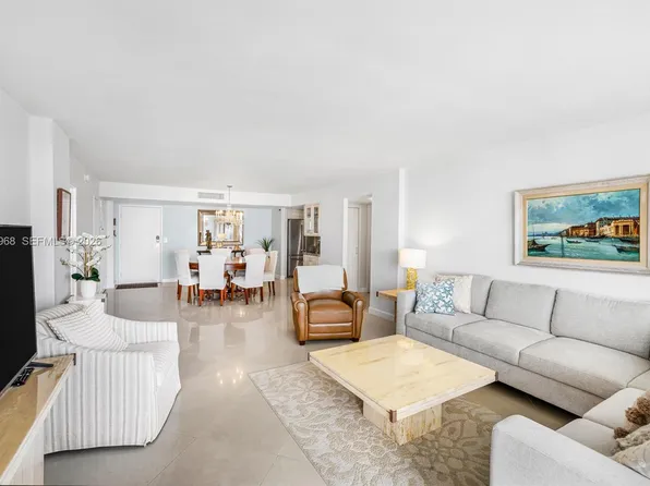3546 S Ocean Blvd APT 918, South Palm Beach, FL 33480
