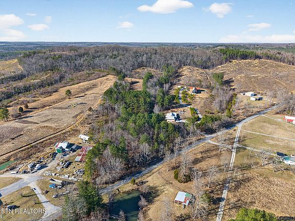 2nd image of 629 Lowe Rd