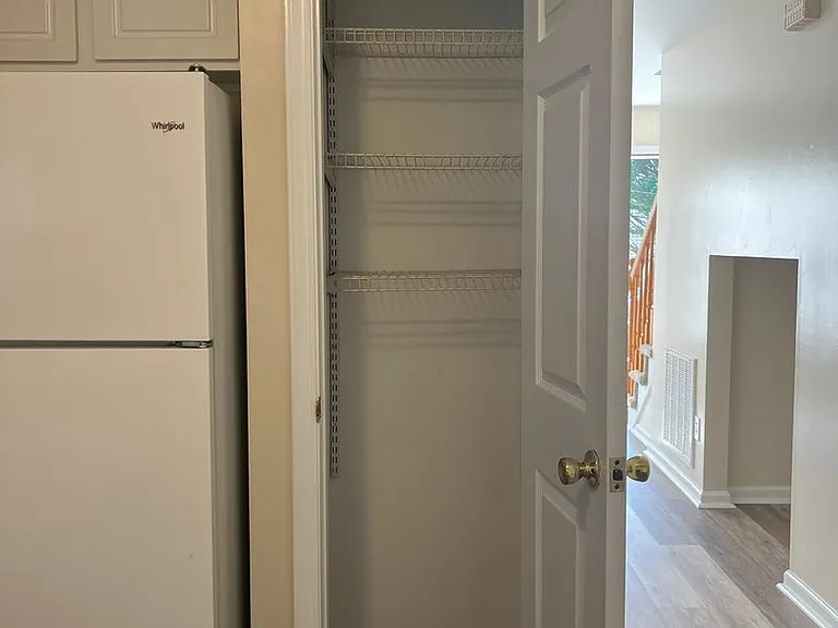408 Snow St — Photo 6