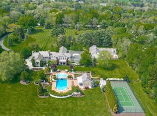 1616 Saucon Valley Rd, Bethlehem, PA 18015