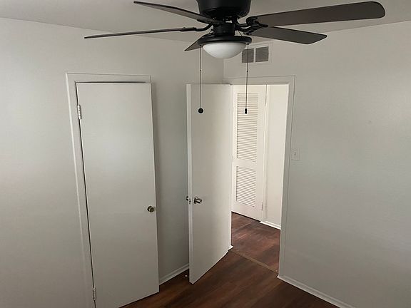 5th image of 21911 Fern Ave