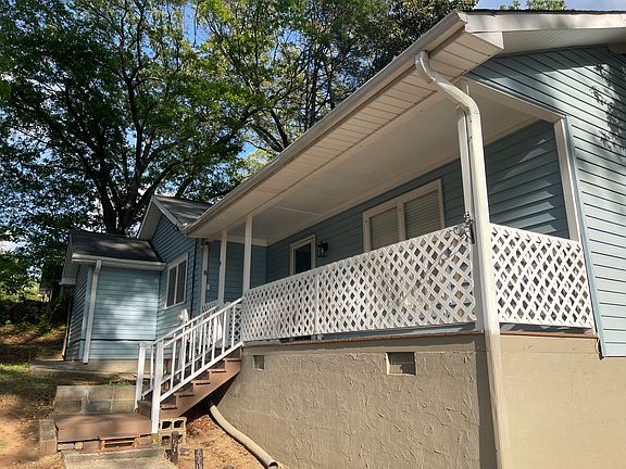 4th image of 15 Claremont Dr