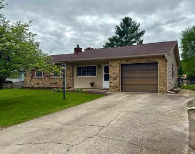 750 S Parkway Dr, Bloomington, IN, 47403