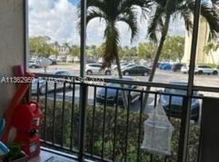 501 Three Islands Blvd APT 103, Hallandale, FL 33009