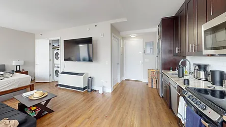 Rented by Bond New York