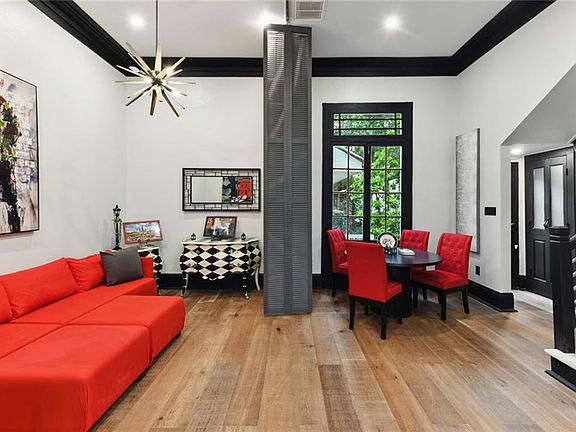 5th image of 528 Governor Nicholls St #C