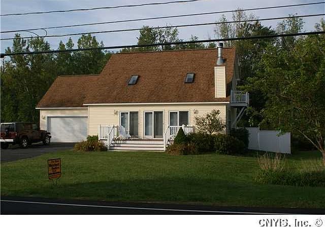 2nd image of 7030 Lakeshore Rd