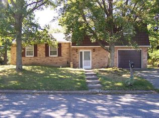 1050 Allen Dr, Hazleton, PA 18201