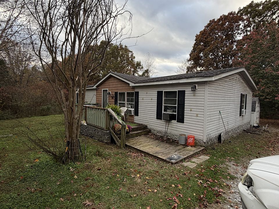 2nd image of 2749 Highway 47 N