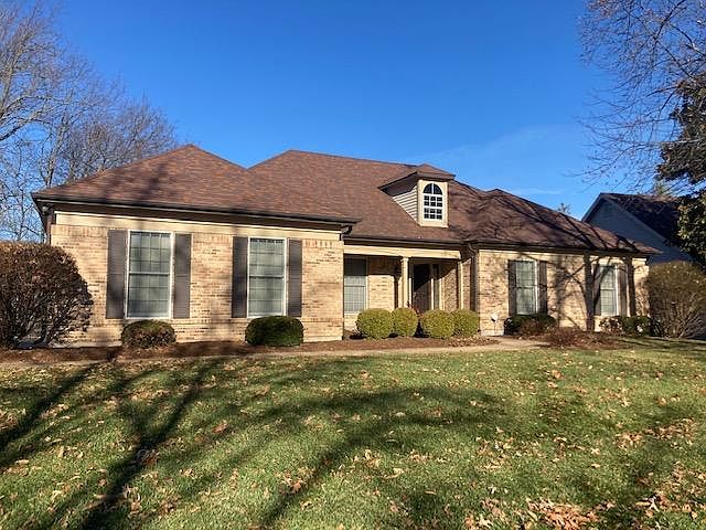 1st image of 16041 Forest Crest Dr