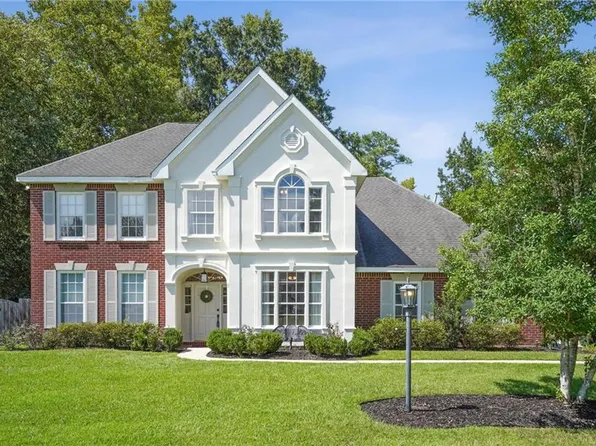 1394 Stillwater Dr, Mandeville, LA 70471