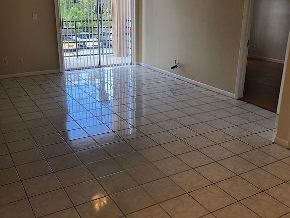 3rd image of 5225 Via Hacienda Cir APT 214