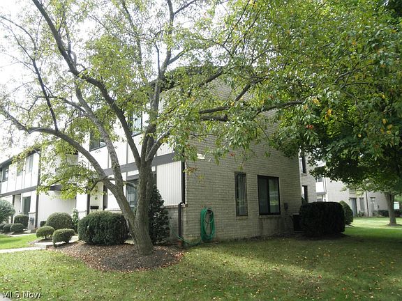 2nd image of 16241 Heather Ln #E
