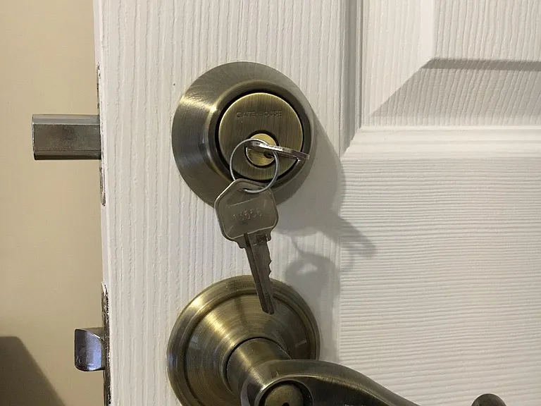 All rooms has keys