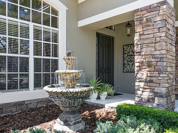 2nd image of 11903 Mandevilla Ct
