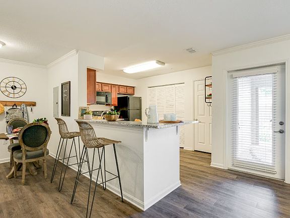 2nd image of 120 Short Royal St