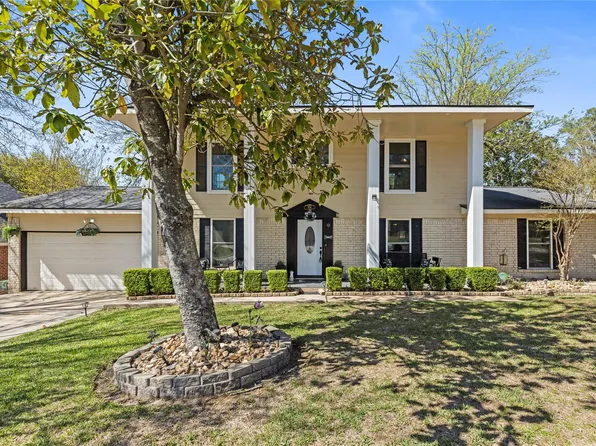 506 River Oaks Dr, Huntsville, TX 77340