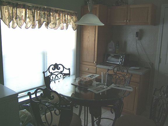 5th image of 117 Creekwood Dr