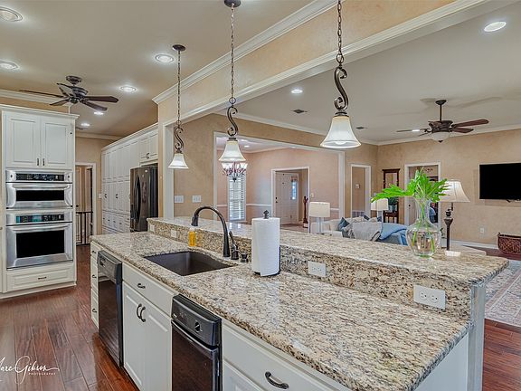 5th image of 7631 Chesapeake Dr