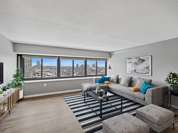 1920 S 1st St APT 1701, Minneapolis, MN 55454