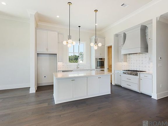 5th image of 2918 Saint Michael Ave