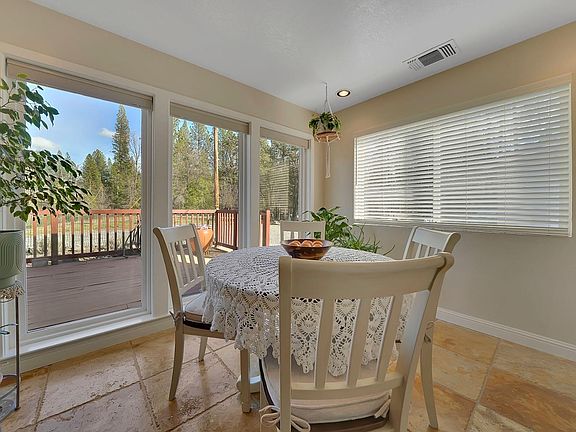 5th image of 301 Bald Mountain Rd