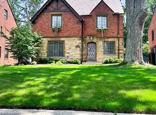 2615 Charney Rd, University Heights, OH 44118