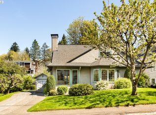 2718 SW Old Orchard Rd, Portland, OR 97201