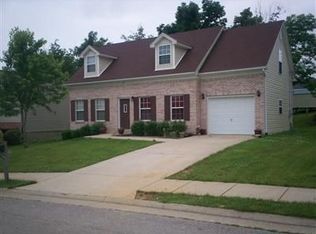 140 Fox Tail Ln, Frankfort, KY 40601