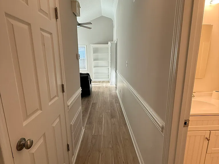 8006 Hemby Wood Dr — Photo 30