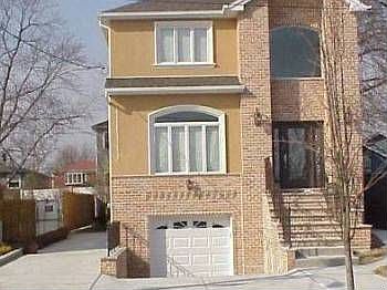 1st image of 889 Stafford Ave