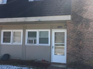 7040 Bray Rd, Hayes, VA 23072