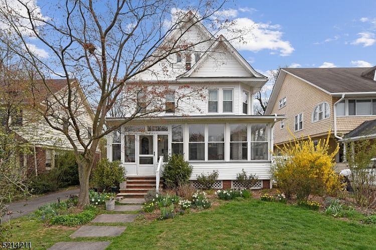 1st image of 108 Fairview Ave