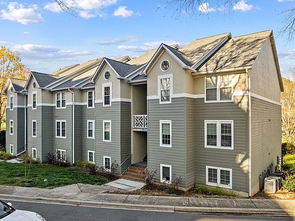 2nd image of 19843 Henderson Rd Unit L