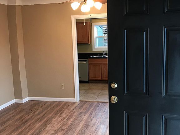Dining Room/Front Door