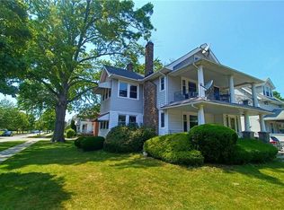 1298 Nicholson Ave, Lakewood, OH
