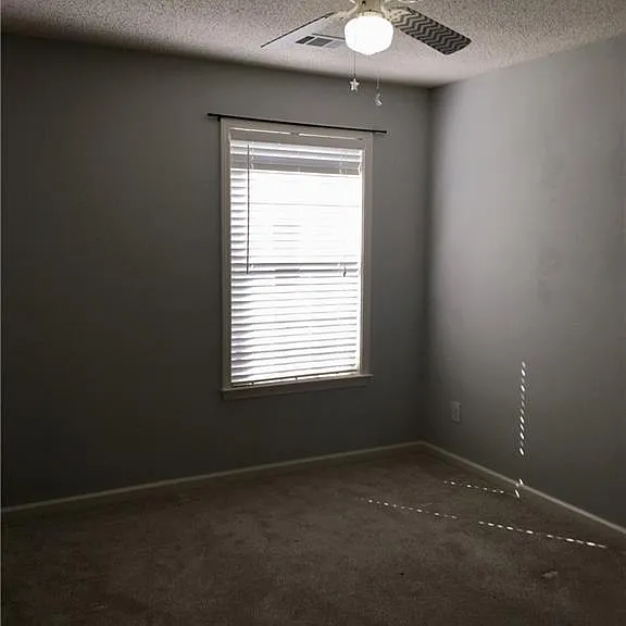 6004 Falling Water Ct — Photo 18