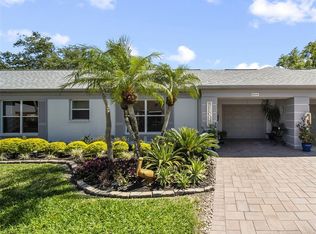 8244 Brentwood Rd, Seminole, FL 33777