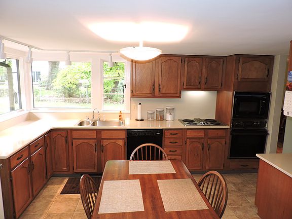 Beautiful Quartz counters