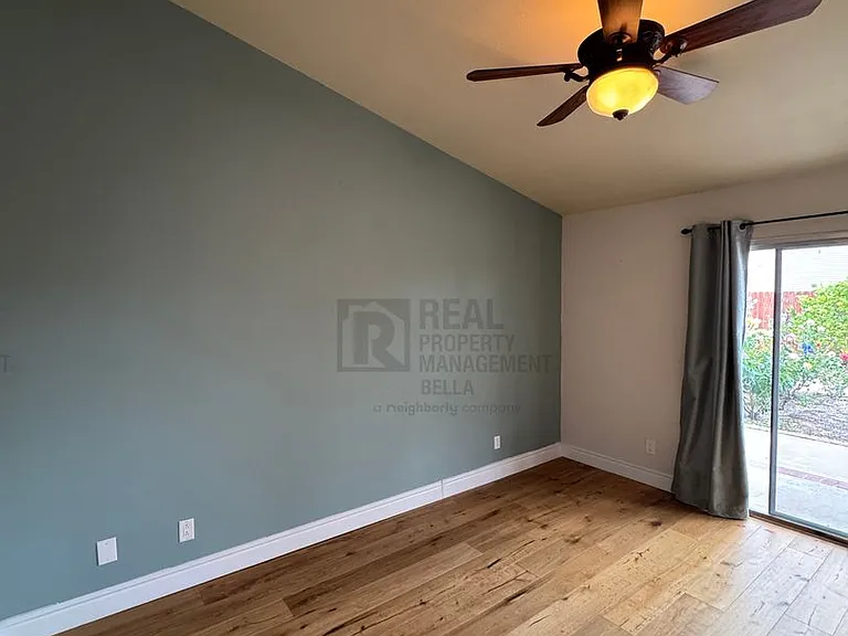 16517 Mountain St — Photo 16