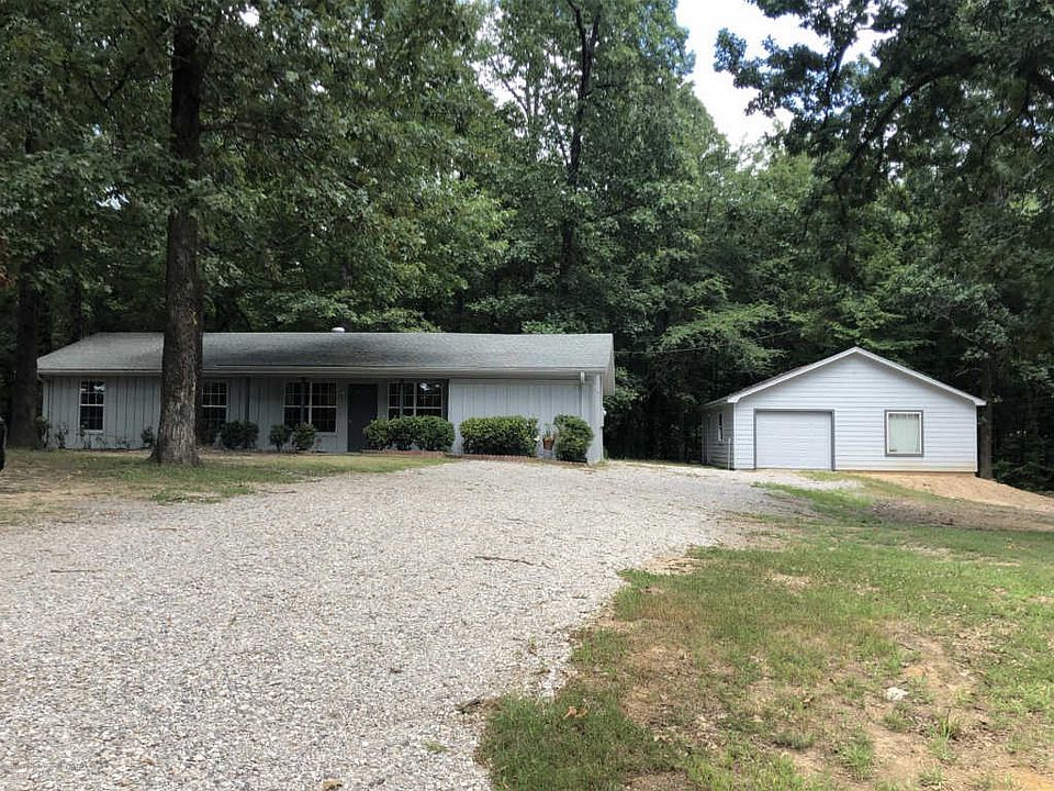 1st image of 4320 Carolyn Dr