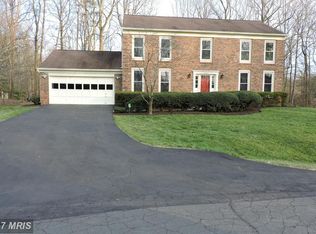 6503 Bellamine Ct, Mc Lean, VA 22101